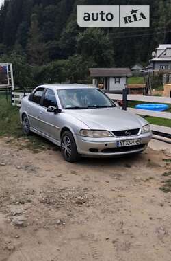 Седан Opel Vectra 1999 в Івано-Франківську