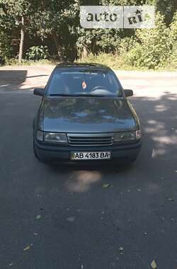 Лифтбек Opel Vectra 1990 в Киеве