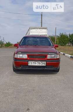 Седан Opel Vectra 1992 в Гайвороні