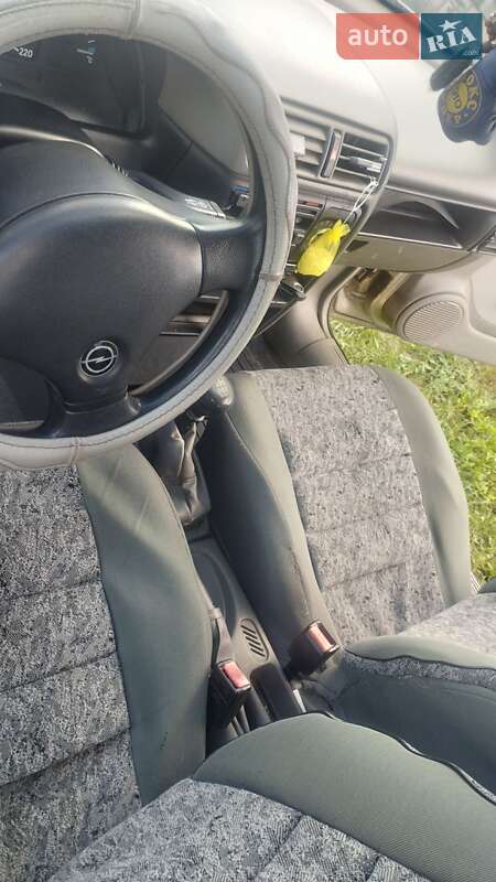 Лифтбек Opel Vectra 1989 в Виннице фото 19 Лифтбек Opel Vectra 1989 в Виннице