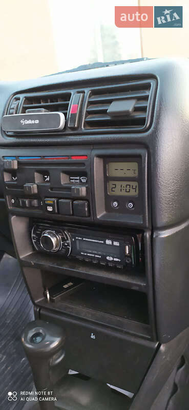 Седан Opel Vectra 1995 в Золочеве