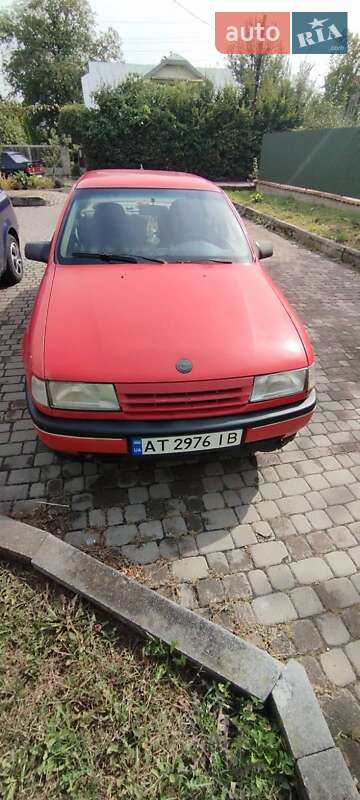 Седан Opel Vectra 1992 в Коломиї