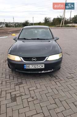 Седан Opel Vectra 1998 в 