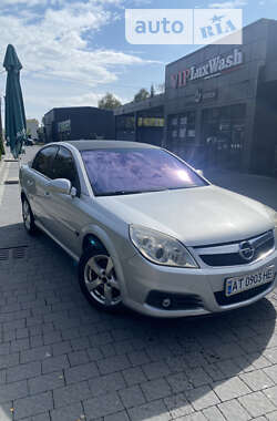 Седан Opel Vectra 2005 в Івано-Франківську