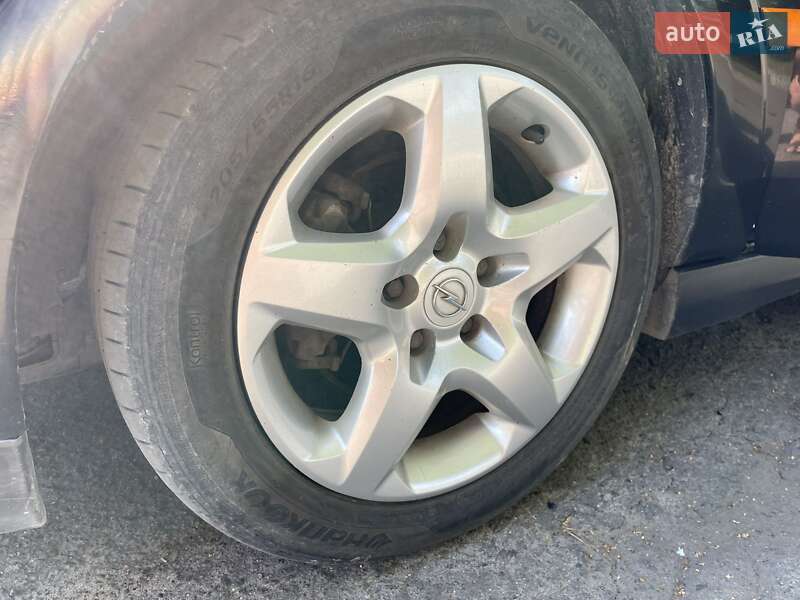 Седан Opel Vectra 2002 в Золочеве