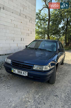 Седан Opel Vectra 1993 в Львове