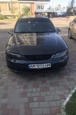 Универсал Opel Vectra 2001 в Коростене