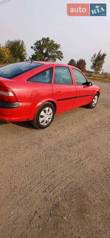 Ліфтбек Opel Vectra 1998 в Дніпрі