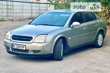 Седан Opel Vectra 2004 в Жовтих Водах