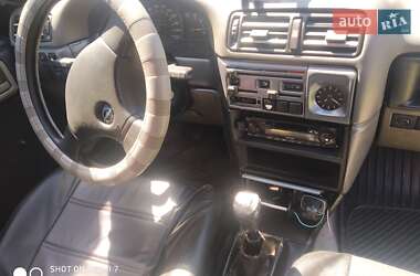 Седан Opel Vectra 1990 в 