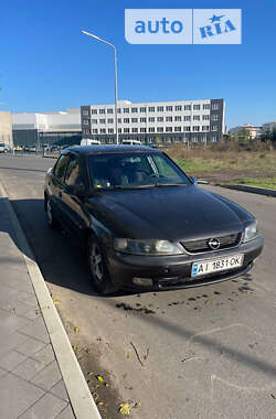 Седан Opel Vectra 1997 в Киеве