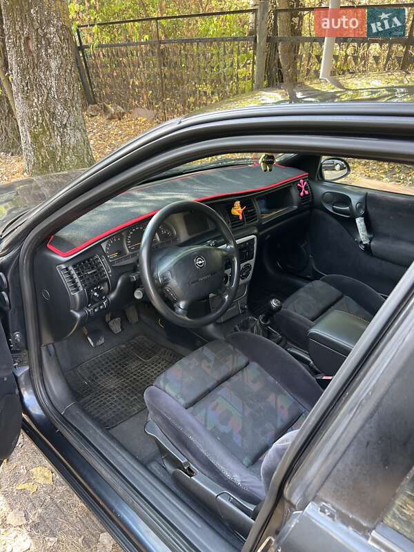 Седан Opel Vectra 1998 в Кременчуге фото 2 Седан Opel Vectra 1998 в Кременчуге