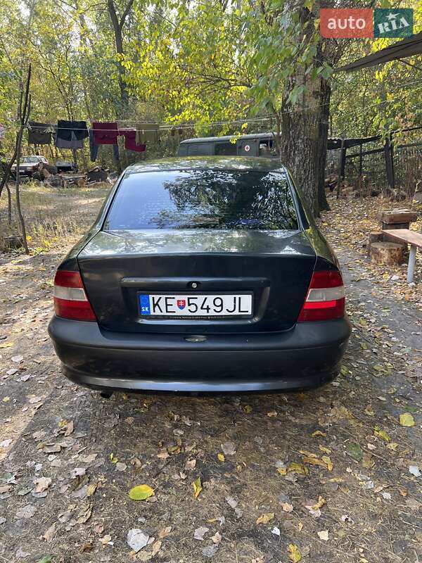 Седан Opel Vectra 1998 в Кременчуге фото 6 Седан Opel Vectra 1998 в Кременчуге