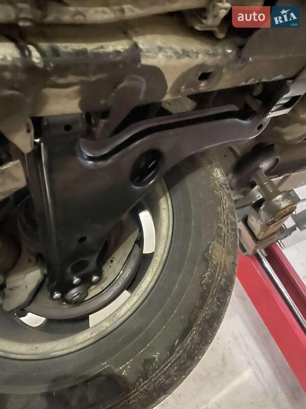 Седан Opel Vectra 2000 в Львове