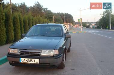 Ліфтбек Opel Vectra 1990 в Черкасах