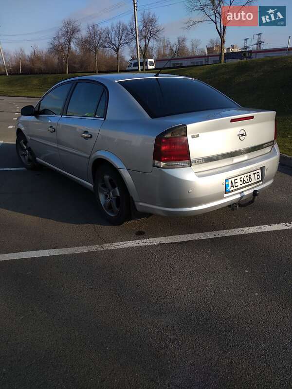 Седан Opel Vectra 2006 в Кривом Роге