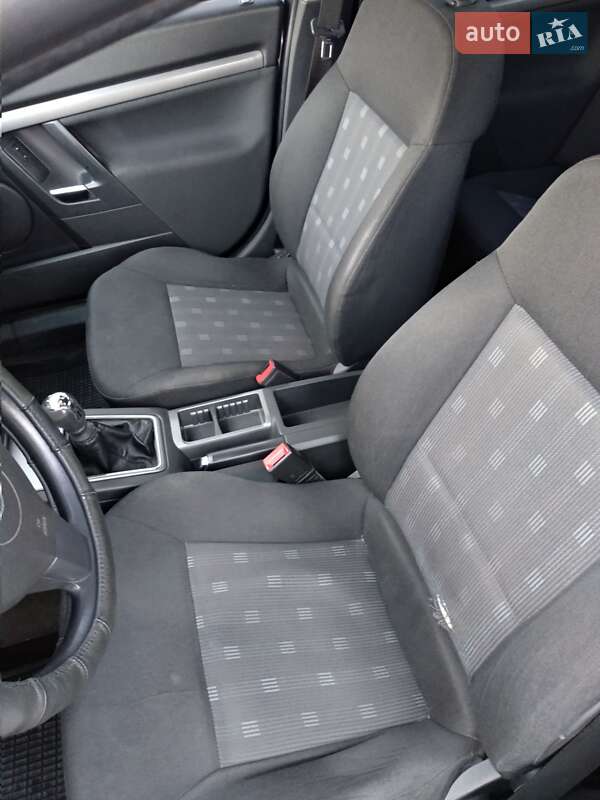Седан Opel Vectra 2006 в Кривом Роге
