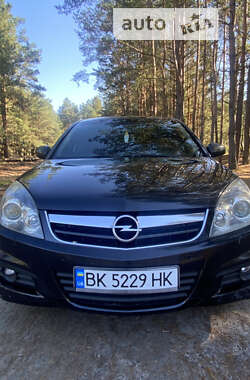 Седан Opel Vectra 2008 в Березному