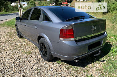 Ліфтбек Opel Vectra 2003 в Косові