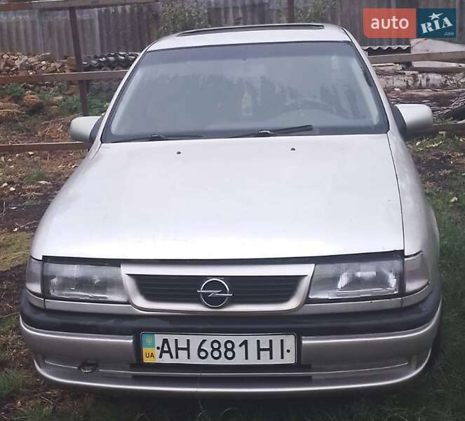 Седан Opel Vectra 1994 в Полтаве
