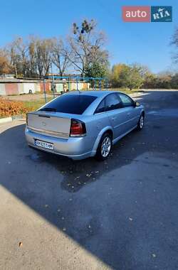 Лифтбек Opel Vectra 2003 в 