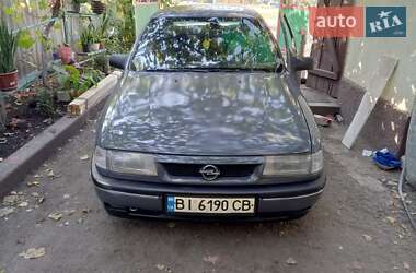 Седан Opel Vectra 1989 в Полтаве