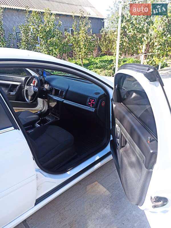 Седан Opel Vectra 2007 в Кілії