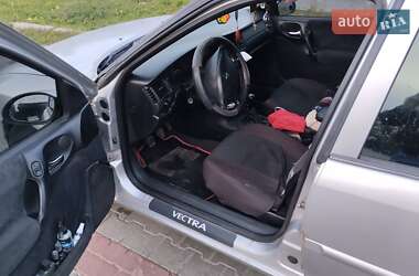 Універсал Opel Vectra 1999 в Тернополі