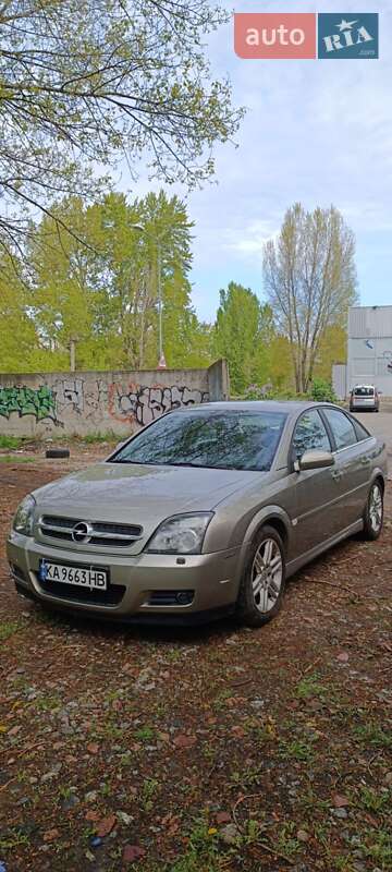 Opel Vectra 2004
