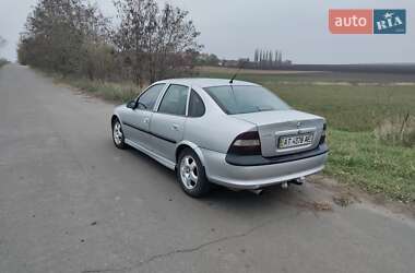 Седан Opel Vectra 1998 в Гайвороне