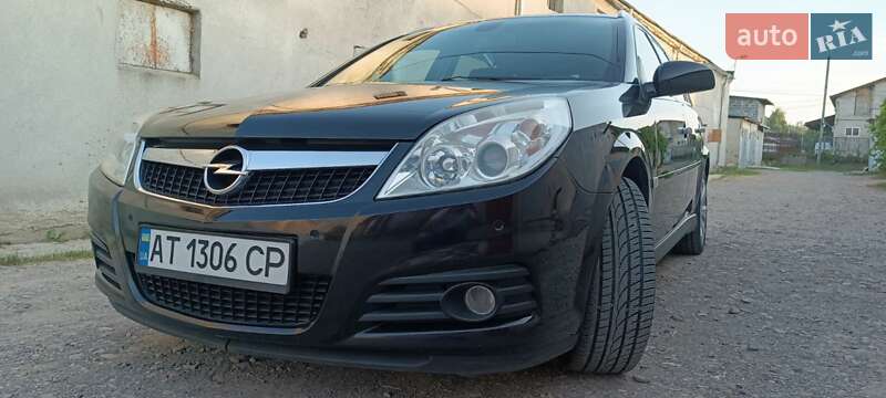 Універсал Opel Vectra 2008 в Івано-Франківську