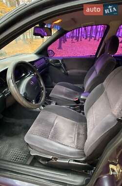 Седан Opel Vectra 1997 в Жмеринке