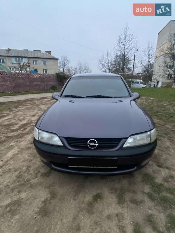 Седан Opel Vectra 1997 в Жмеринке