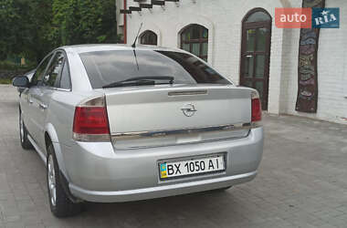 Лифтбек Opel Vectra 2006 в Красилове