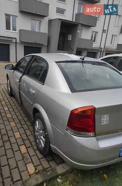 Седан Opel Vectra 2003 в Ужгороде