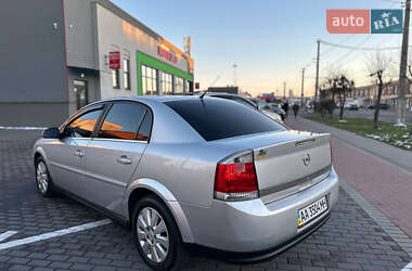 Седан Opel Vectra 2004 в Белой Церкви