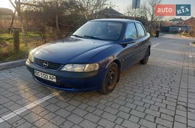 Седан Opel Vectra 1998 в Львове