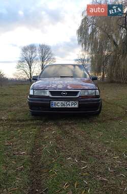 Лифтбек Opel Vectra 1993 в Рудки