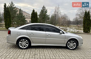 Лифтбек Opel Vectra 2006 в Прилуках