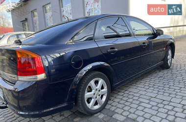 Лифтбек Opel Vectra 2006 в Лубнах