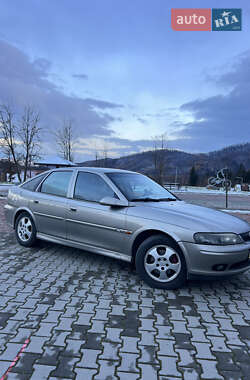 Лифтбек Opel Vectra 1999 в 