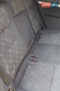 Универсал Opel Vectra 2004 в 
