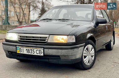 Ліфтбек Opel Vectra 1989 в Горішніх Плавнях