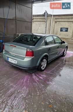 Седан Opel Vectra 2003 в Буче