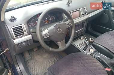 Седан Opel Vectra 2006 в Королеві