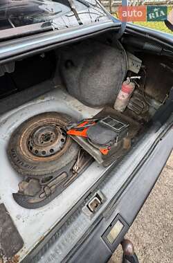 Седан Opel Vectra 1990 в 