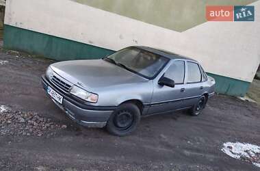 Седан Opel Vectra 1989 в Острозі