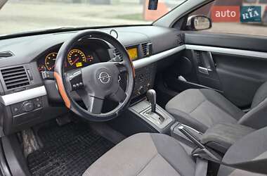 Седан Opel Vectra 2003 в 