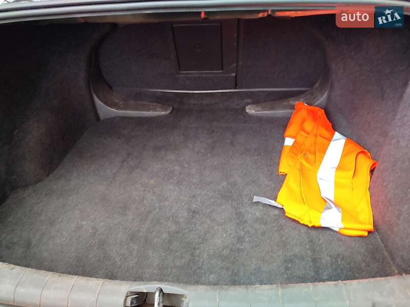 Седан Opel Vectra 2008 в Смеле