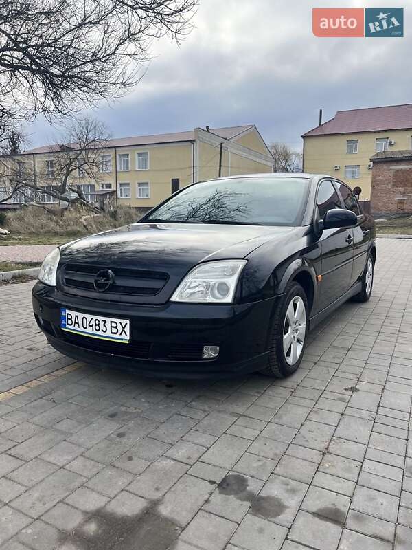 Седан Opel Vectra 2004 в Гайсину